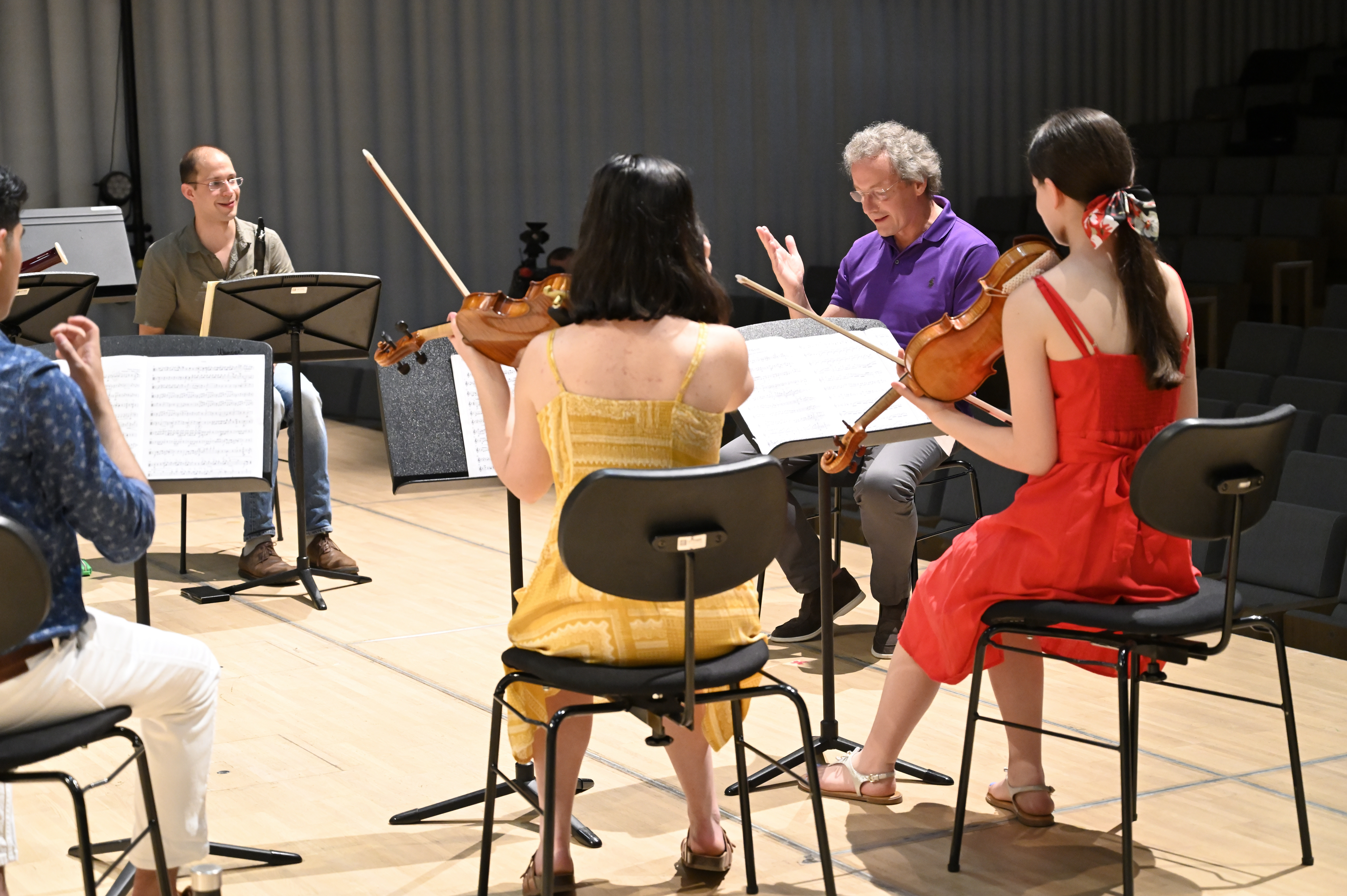 Franz Welser-Möst coacht junge Musiker aus Cleveland und Linz mit Schuberts Oktett