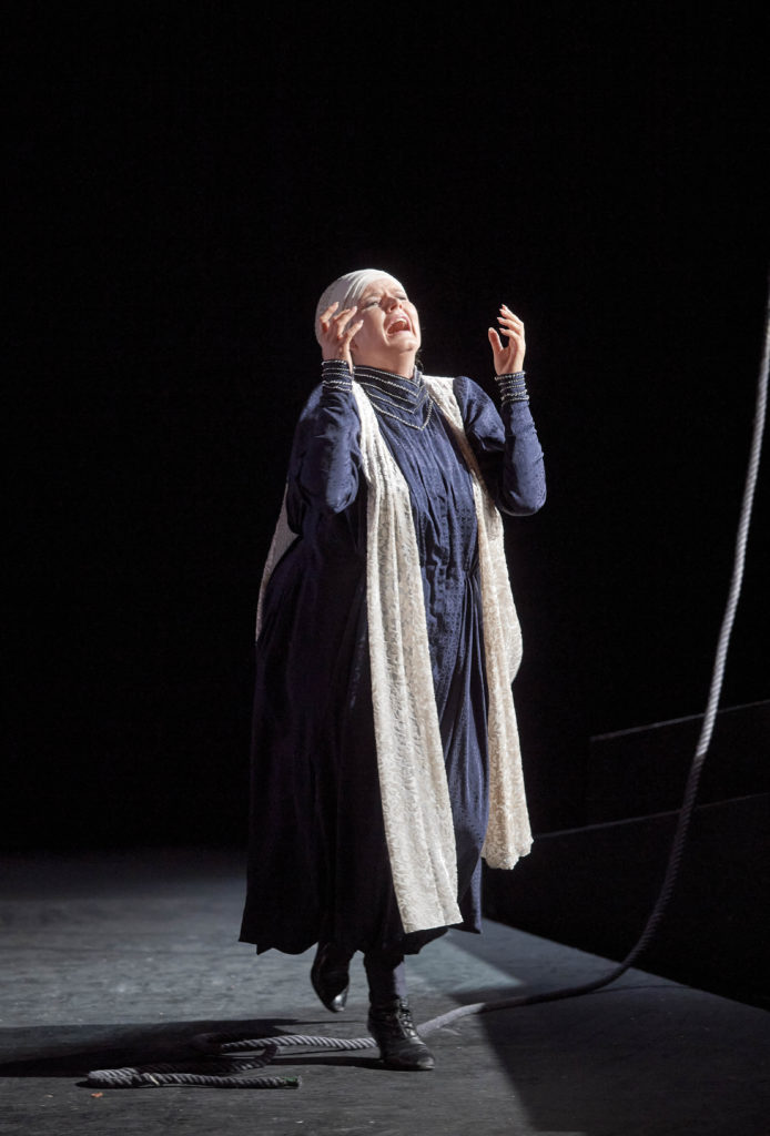 Franz Welser-Möst dirigiert die Wiederaufnahme von Elektra in der Inszenierung von Harry Kupfer an der Wiener Staatsoper im September 2020